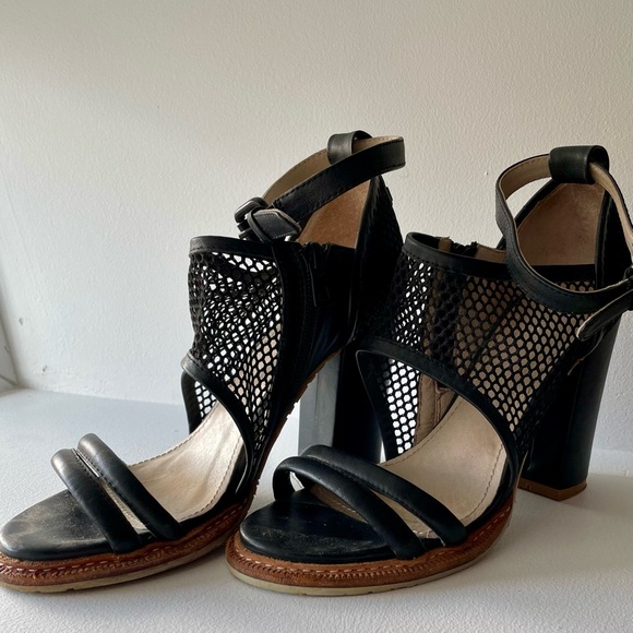 RUDSAK black high heels, leather sole, size 38 ( like a 8).  Strong & gorgeous! - Picture 5 of 13